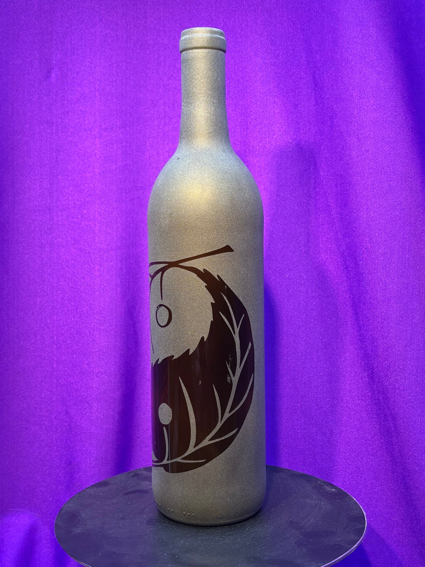 Sandblasted Leaf Yin-Yang Incense Holder Bottle