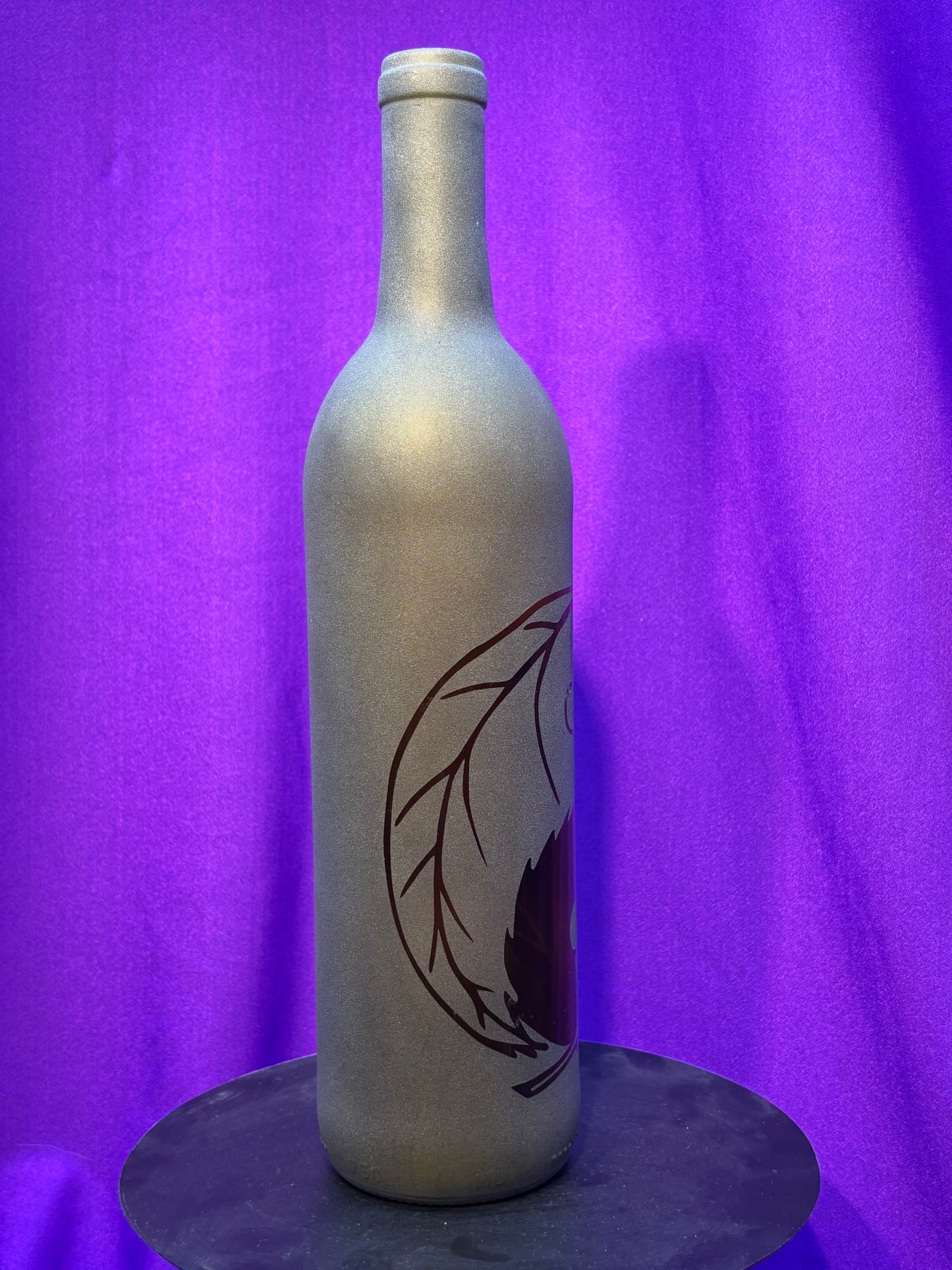 Sandblasted Leaf Yin-Yang Incense Holder Bottle